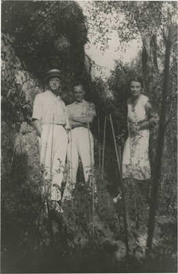 Два архивных снимка И.А. Бунина и М.В. Сабашников: